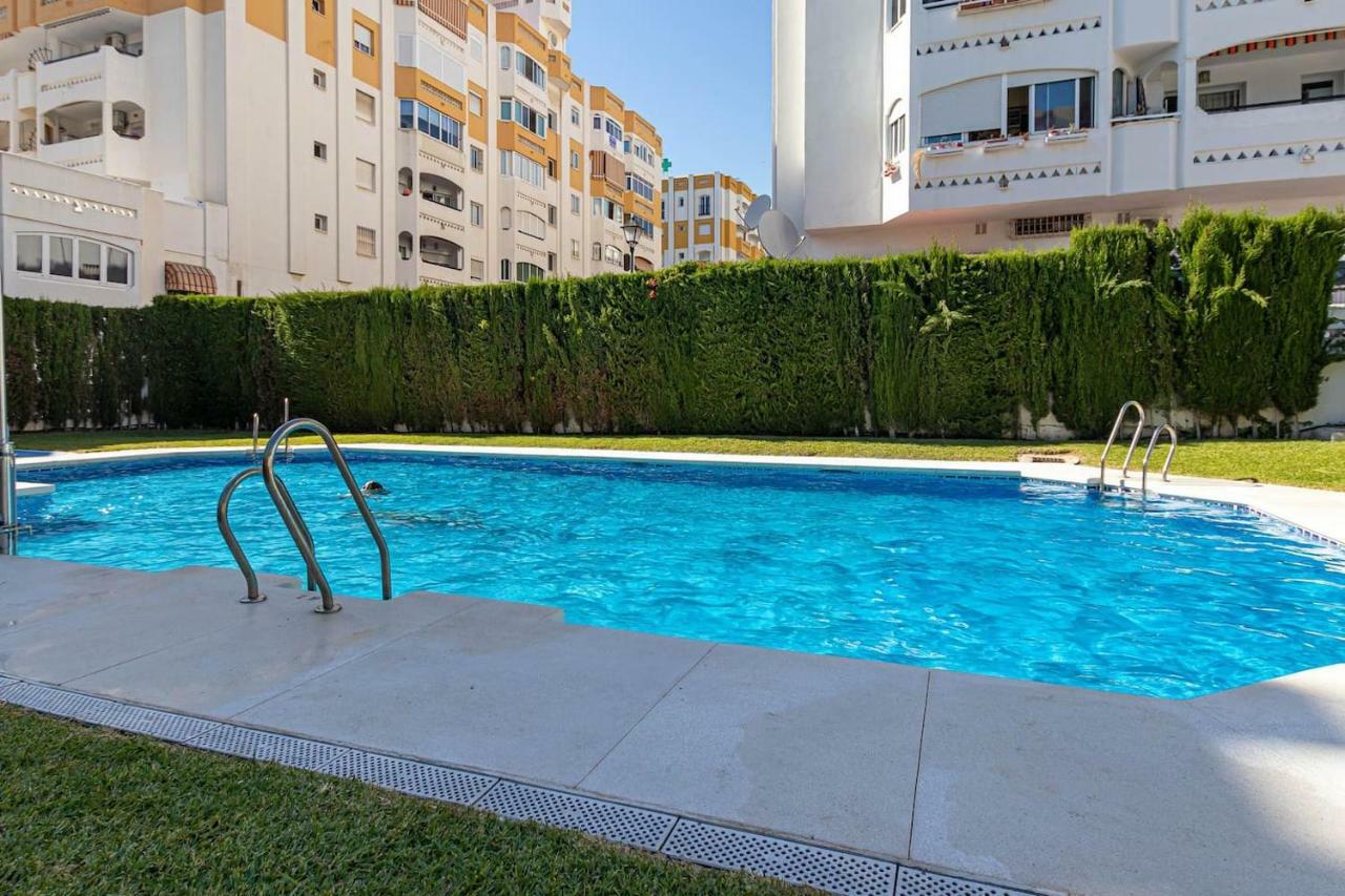 797 Holiday Rentals - Amplio piso para 4 centro de Arroyo Benalmádena Exterior foto